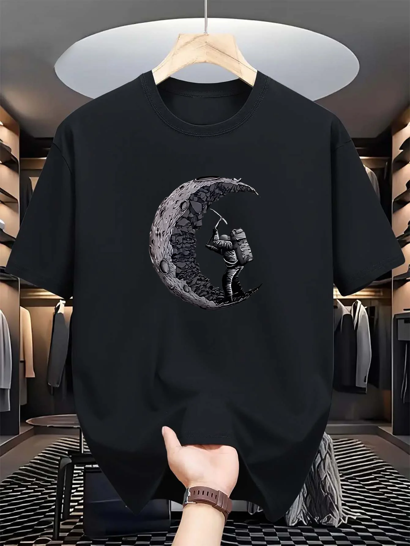 

Мужская голубая футболка с рисунком «Космонавт и Луна» — 100% хлопок, круглый вырез, короткий рукав, повседневная и удобная летняя футболка