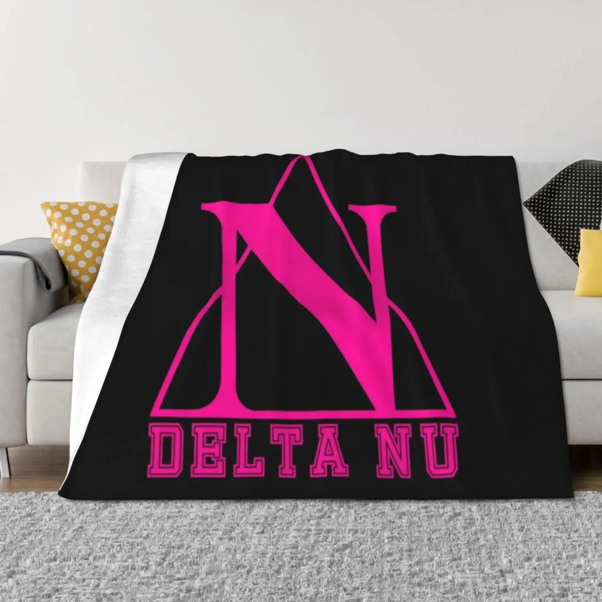 

Boy Who Loves Elle Woods Legally Blonde Logo Graphic Throw Blanket Comforter Camping Beautifuls Blankets