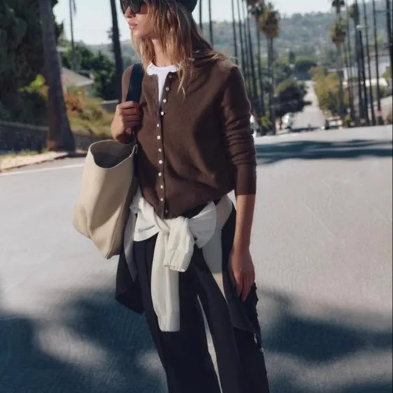 Wiosenna Nowość Damska Moda Prosty Luźny Wygodny Okrągły Dekolt Dzianinowy Długi Płaszcz z Dzianiny z Włókna Poliestrowego o Regularnej Długości