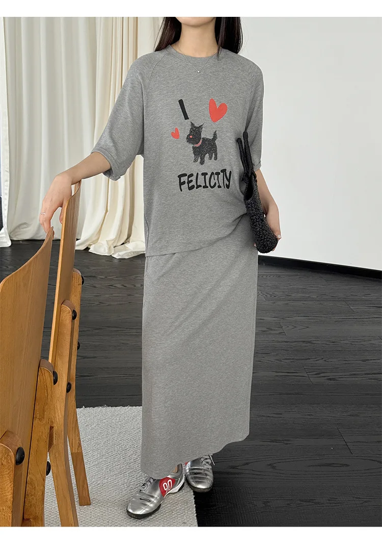 

Spring and Autumn Women's Casual Printed Round Neck Short Sleeve Loose T-shirt+High Waist Skirt Set