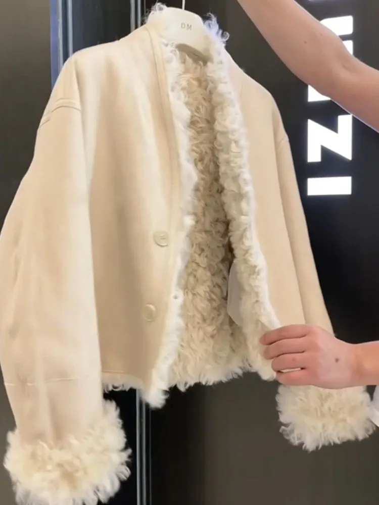 جاكيت نسائي كوري فاخر مبطن بالفرو والجلد، لون مشمشي، مقاس صغير، أنيق لفصل الشتاء...