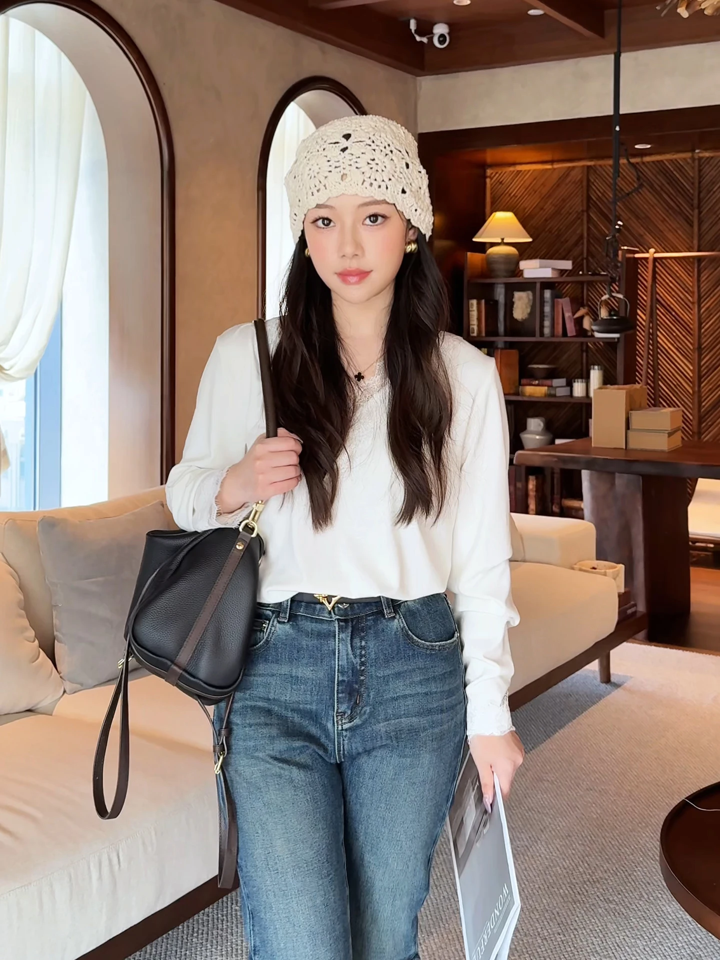 

Super Soft Q Elastic Relief Flower Bud Slimming Faionable Casual Top Ladies Polyester Long Sve V Ne Breathable Regular...