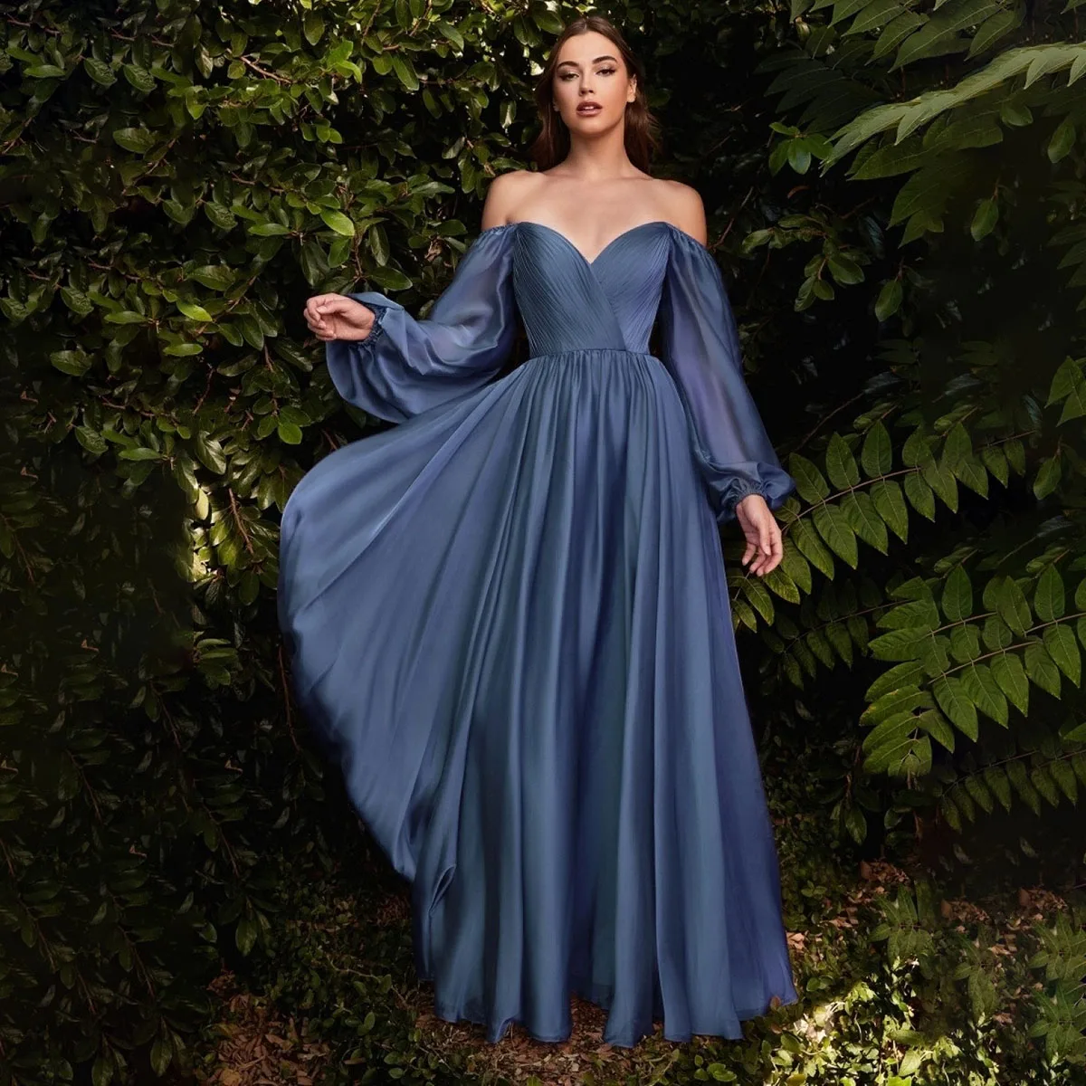 Long Bishop Sleeve Ruching Chiffon Evening Dress Off the Shoulder Sweetheart Pleated Skirt Flowy Chiffon Formal Bridesmaid Gown