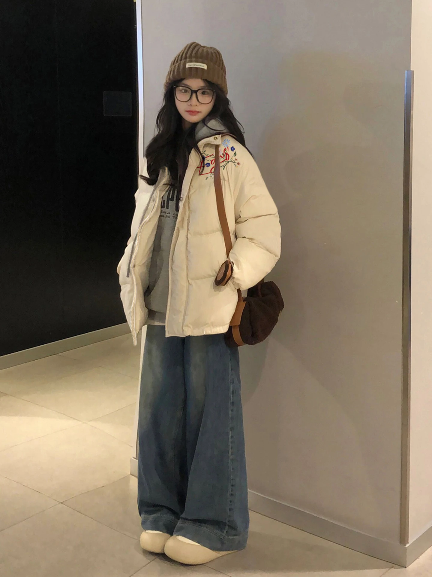 

Зимняя парка для женщин: непродуваемая, без вентиляции, без воздухообмена, без кислорода, с застоявшимся воздухом, статичная, неподвижная, неизменная