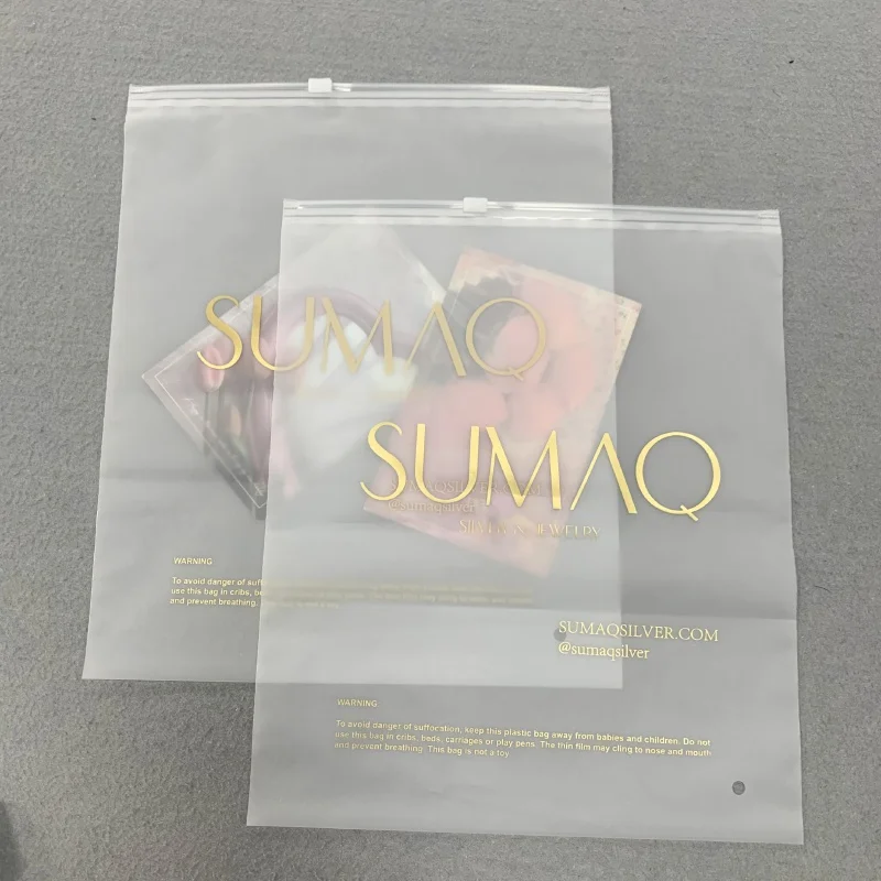 Customized product、Custom Pe Eva Pvc White Matte Frosted Zipper Seal Plastic Zipper Packaging Bags For Clothing