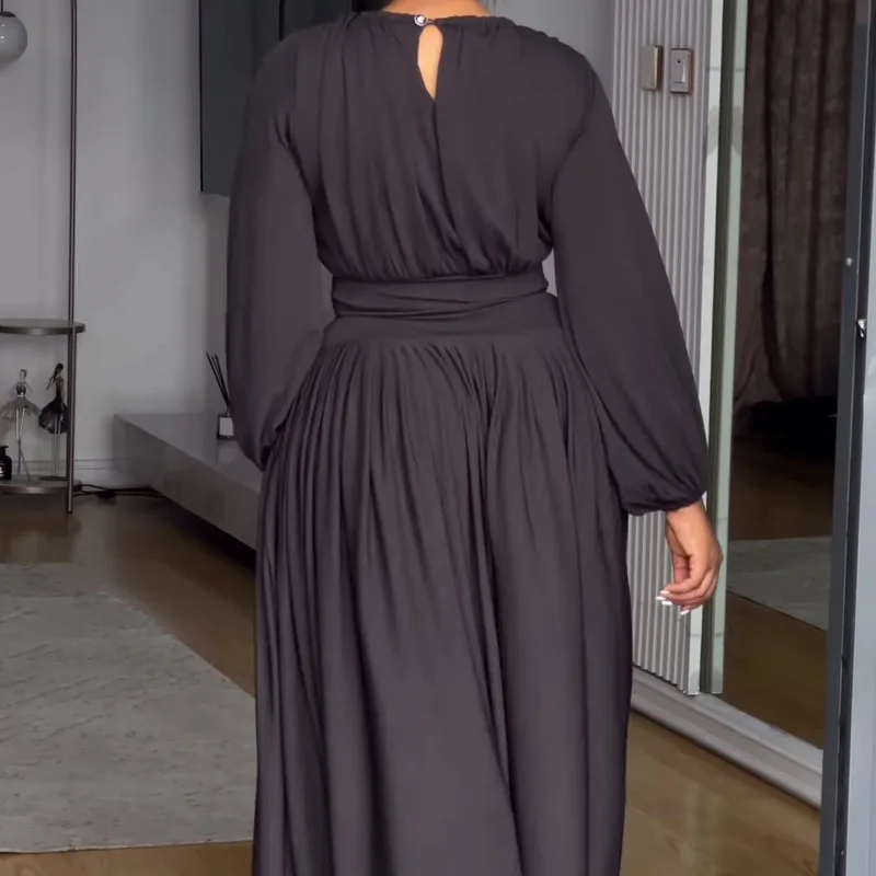 HKSH Spring Summer New Women Two-piece Set O-neck Waist Cinching Long Sleeves Tops Elastic Waisted Pleated Skirt Elegant HK17224