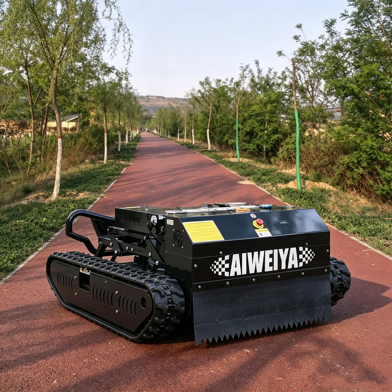 Maßgefertigter CE 900mm Allterrain-Rasenmäher mit Raupenantrieb, 4-Takt-Motor, Selbstfahrend, Zero-Turn, RC-Roboter mit GPS