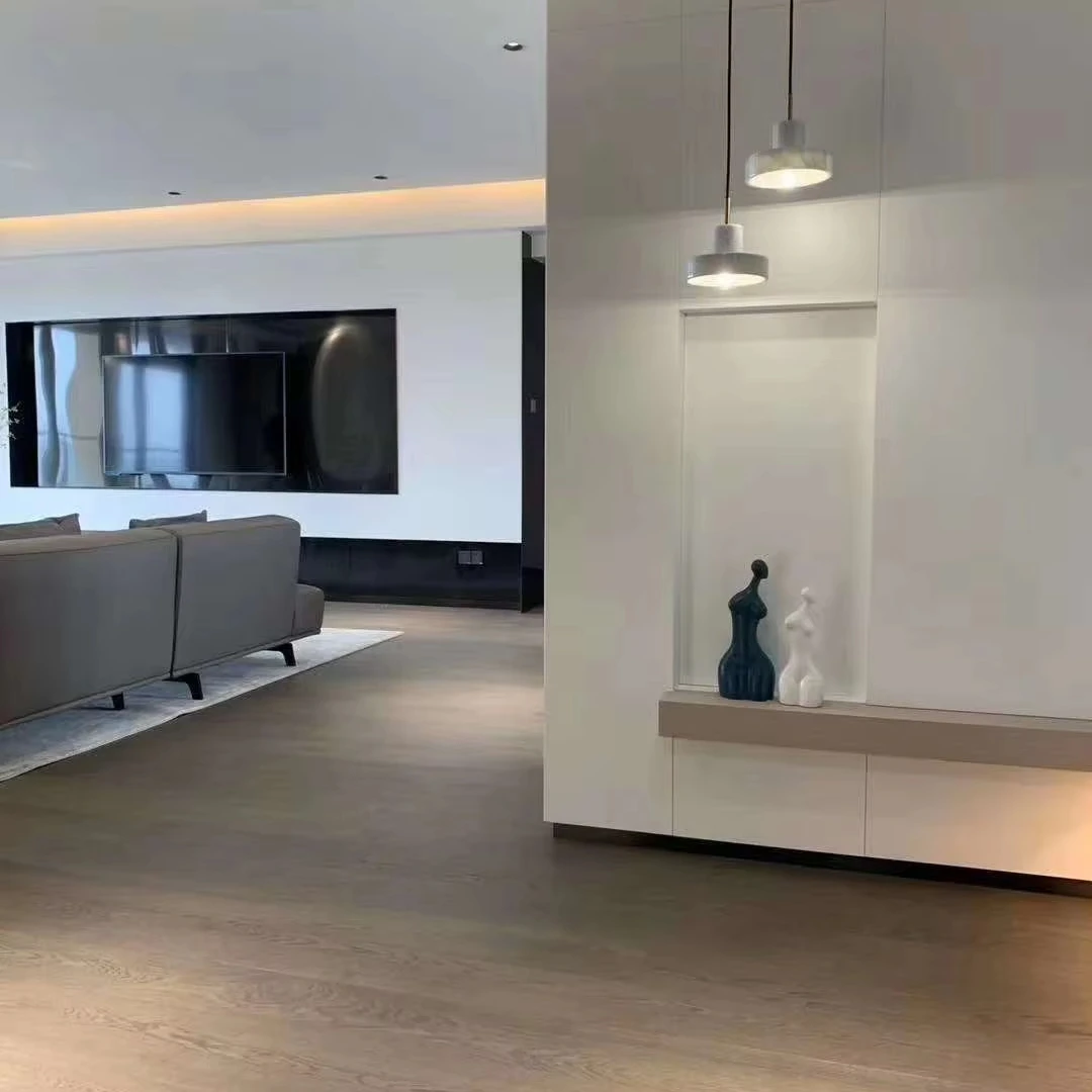 Version personnaliséePavin en chêne multicouche de 14 mm