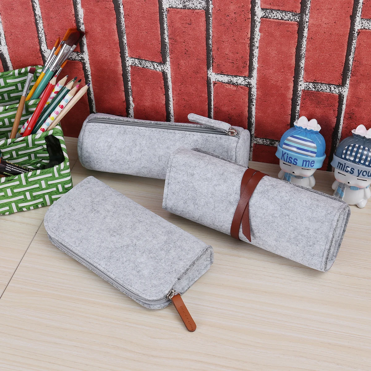 

3Pcs Felt Pen Case Set Light Grey Scratch Resistant Pencil Organizer Zipper Makeup Pouch Stationery Holder