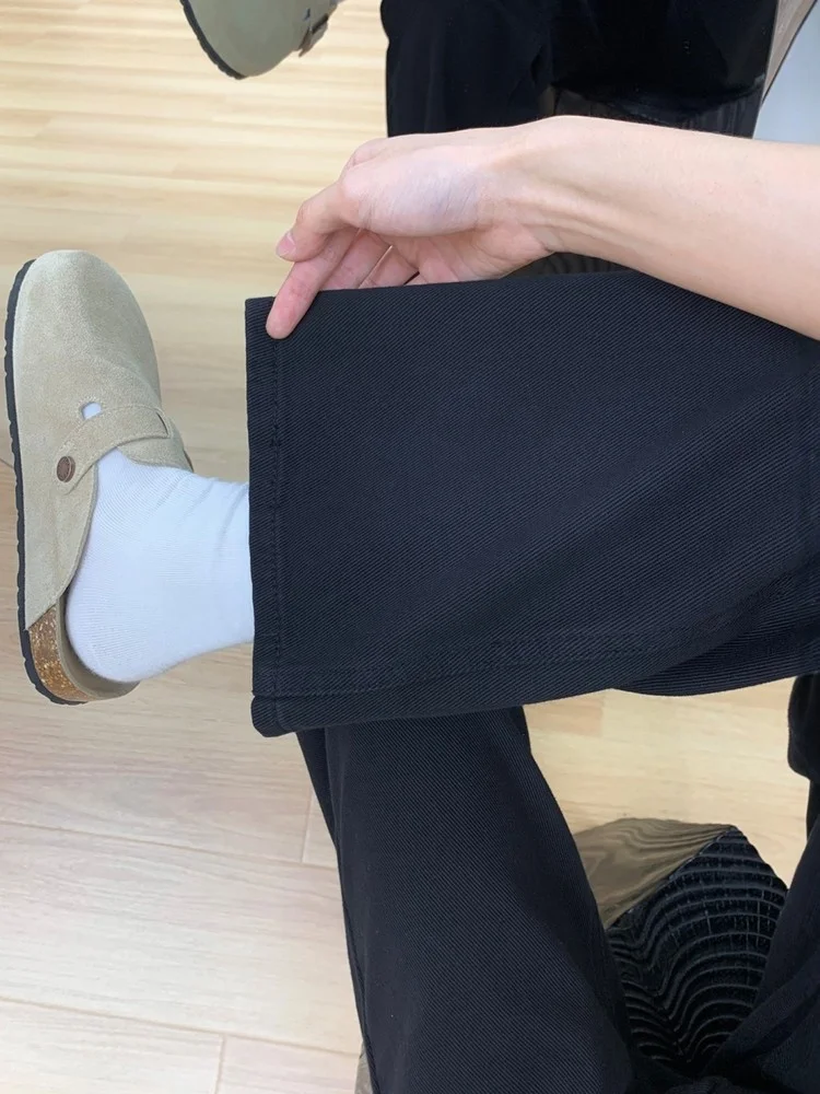 Damskie spodnie jeansowe typu bootcut, wyszczuplające, z wysokim stanem, wygodne, oddychające, odporne na zużycie.