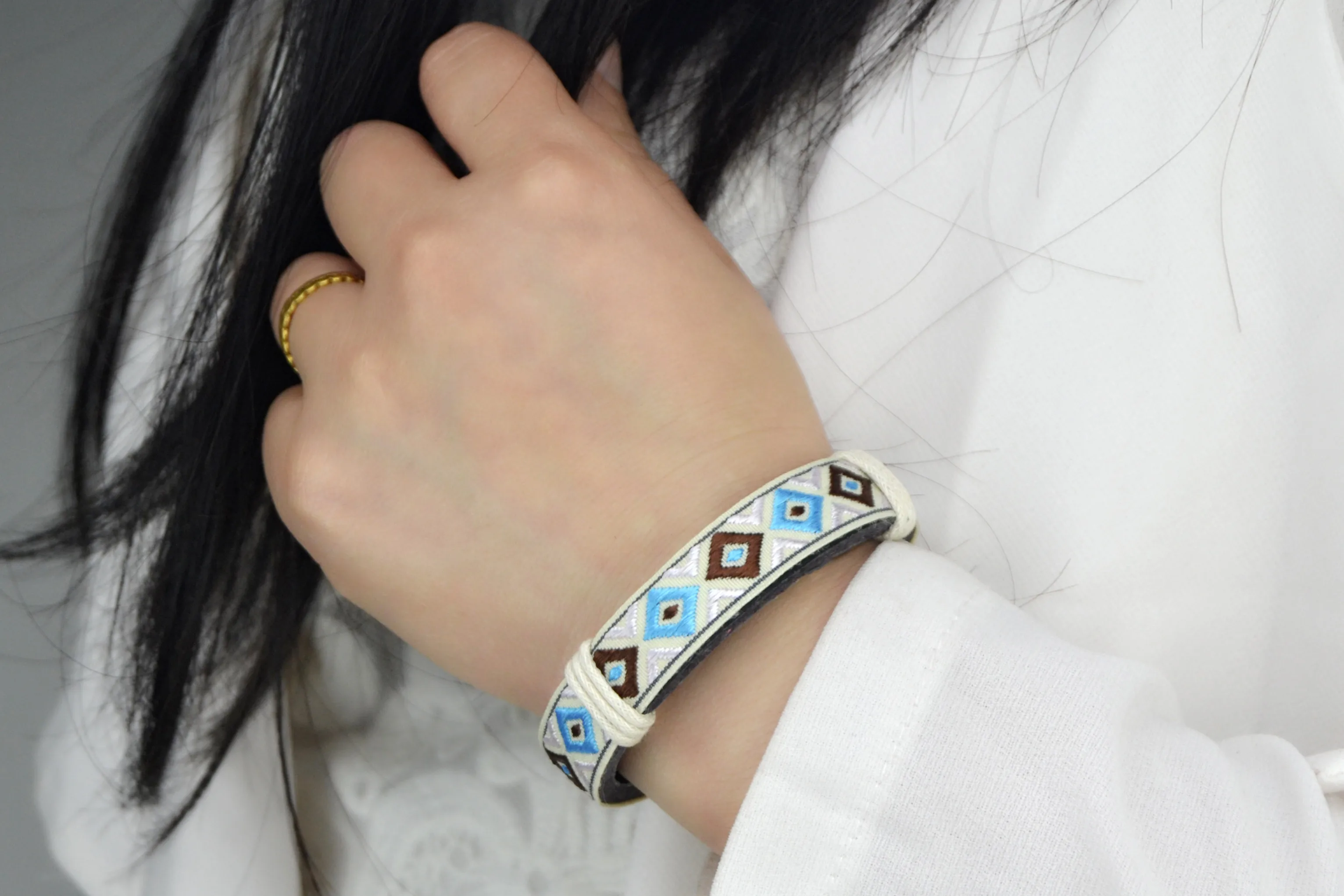 Ethnic style women\'s accessories leather bracelet ladies men\'s original handmade jewelry wholesale #EZ220