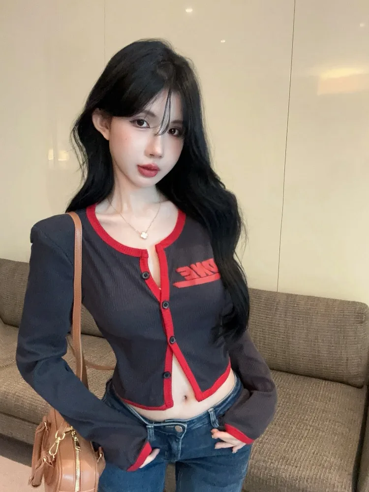 

Autumn American Letter Knitted Button Short Coat Women's Hot Girl Color Block Long Sleeve Top T-Shirt Commute Style Slim...