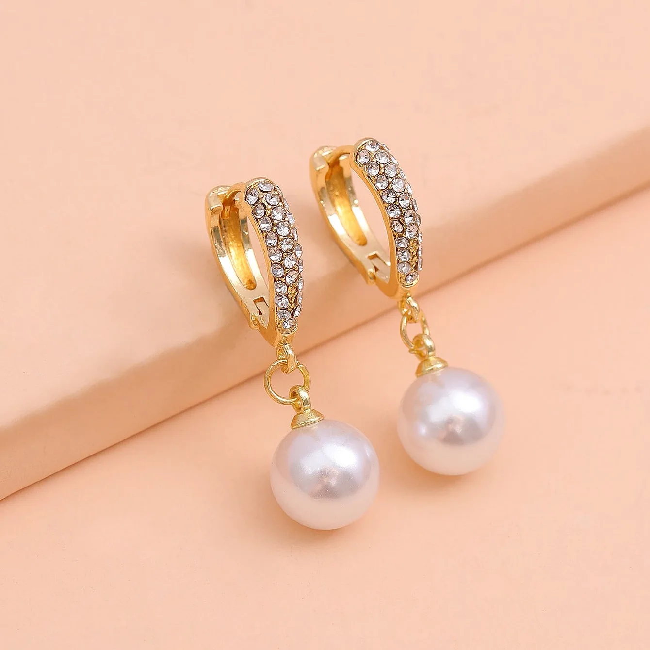 2024 Korean New Simple Imitation Pearl Drop Earrings Fashion Jewelry Zircon Earring For Women Wedding Birthday Party Gifts