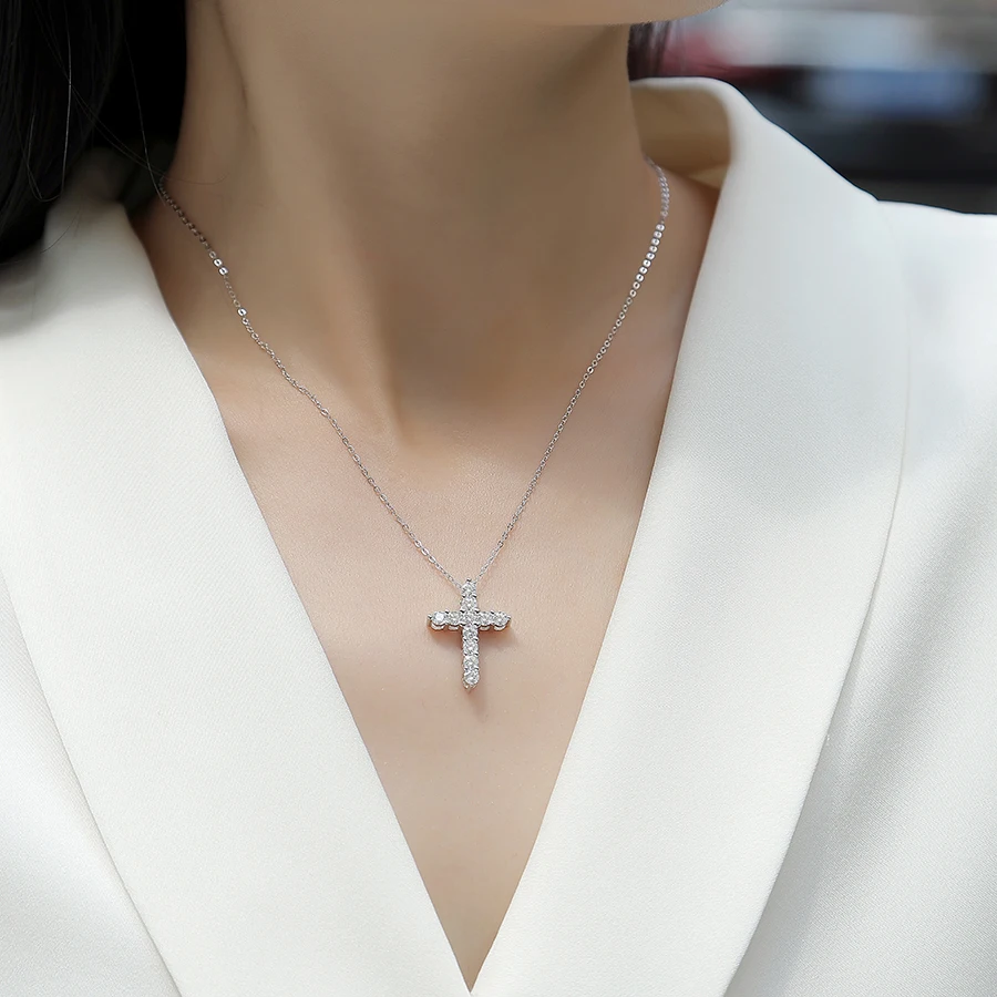 Thumbnail 2 - #26 Trending Silver Necklaces Right Now