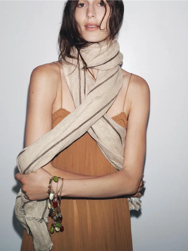 비대칭 밑단 스트레이트 컷 자수 뉴린 여름 시즌 원피스 유니버설 핏 린넨 소재