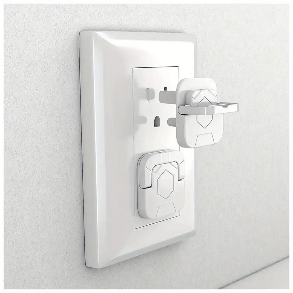 

Electrical Proofing Safety Child Secure Electric Plug Protectors Outlet Covers with Hidden Handle Square Socket Covers