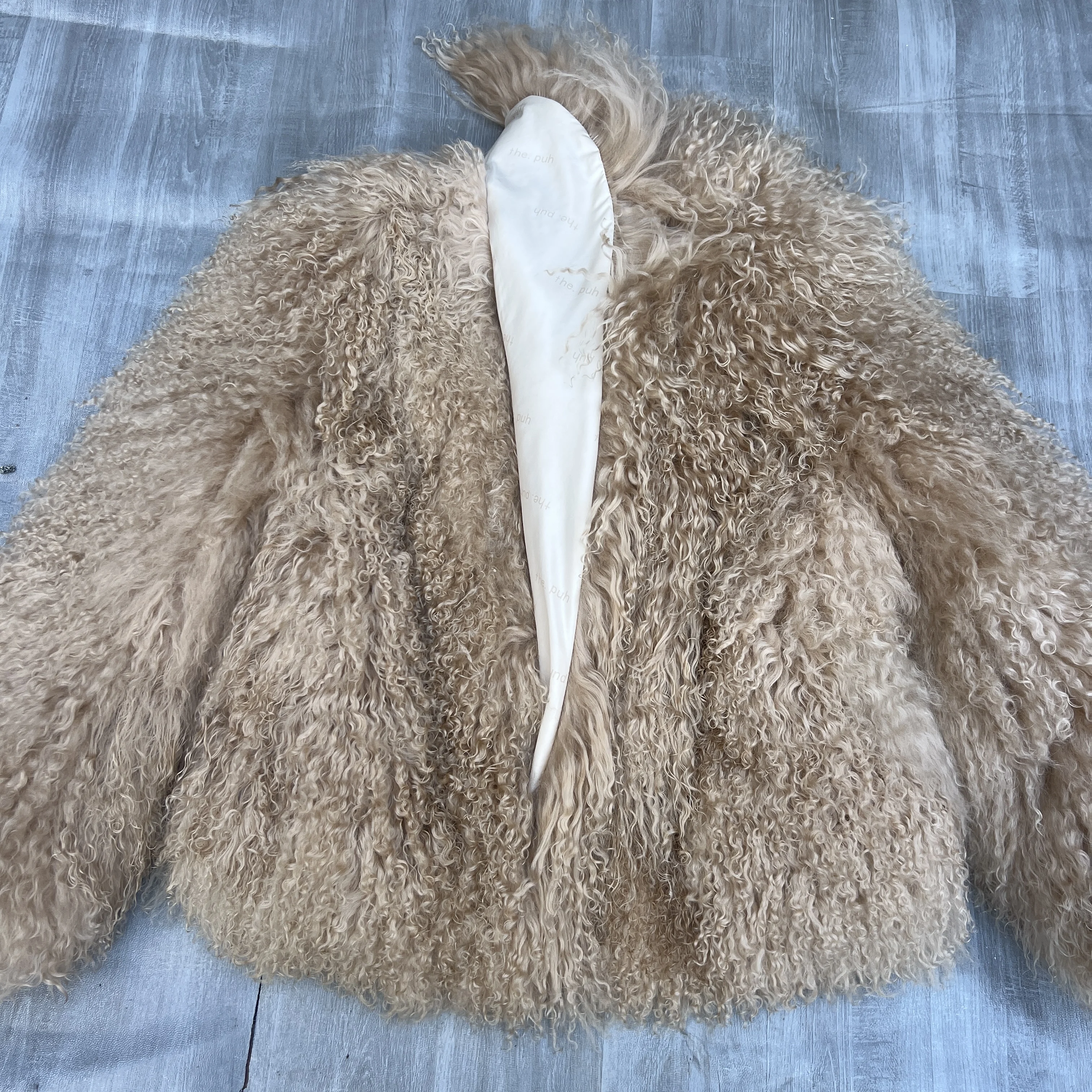 2025 Новая зимняя женская куртка из монгольского овчины с большим воротником, 100% высококачественное пальто из натурального меха, женское зимнее теплое пальто