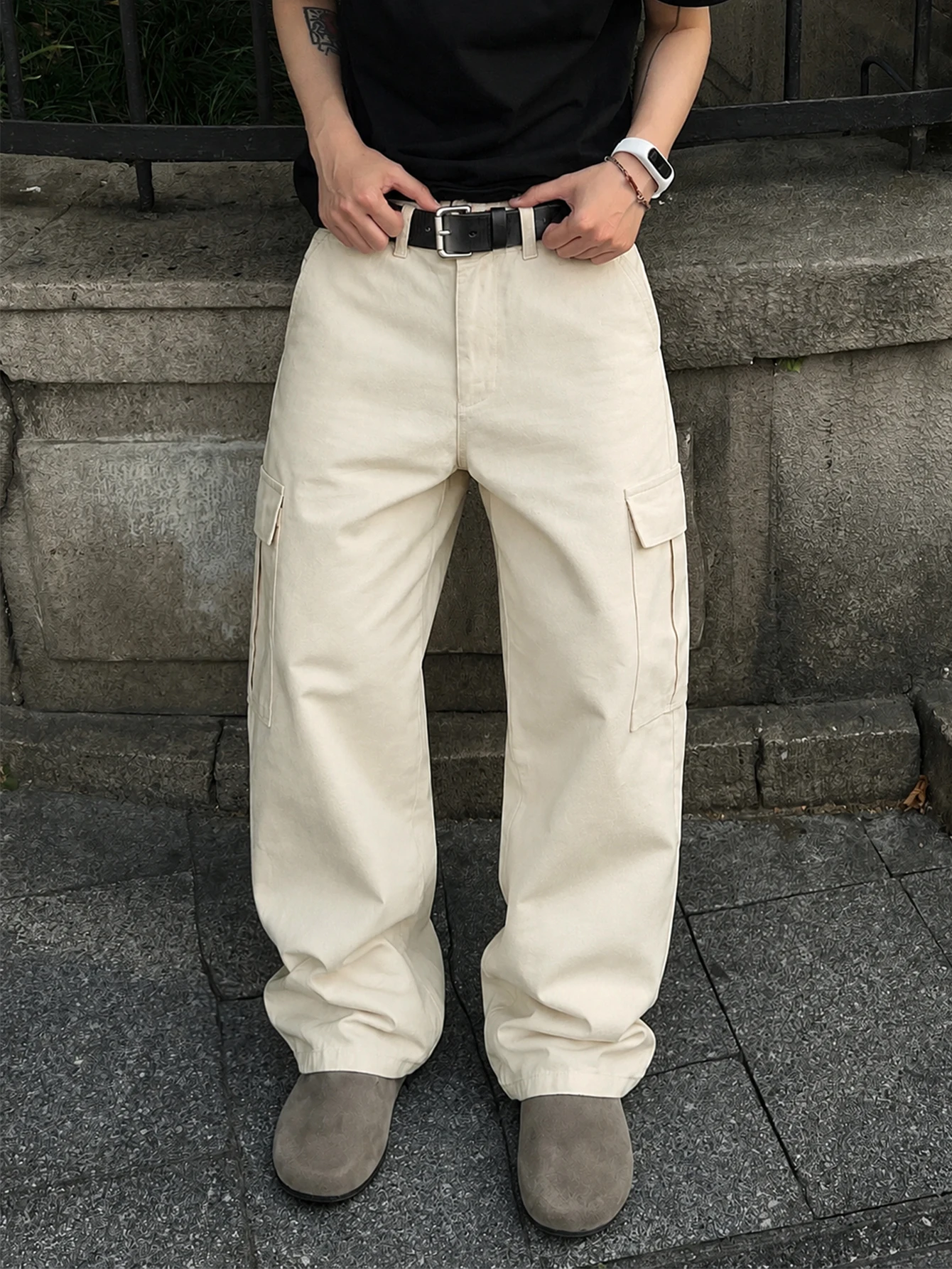 Men's Casual Everyday Straight Leg Pants Side pocket design，Fashionable and casual straight leg pants，Business casual simple cas