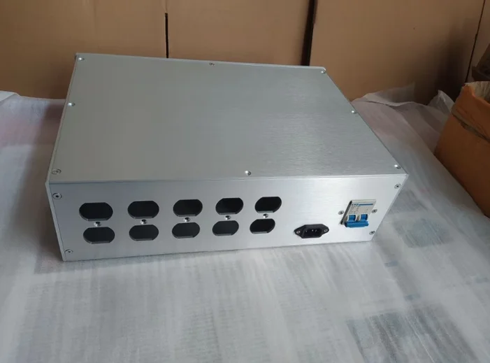 هيكل مزود طاقة معزول من الألومنيوم ، حاوية مقبس قياسية لنا مع شاشة عداد ، تثبيت