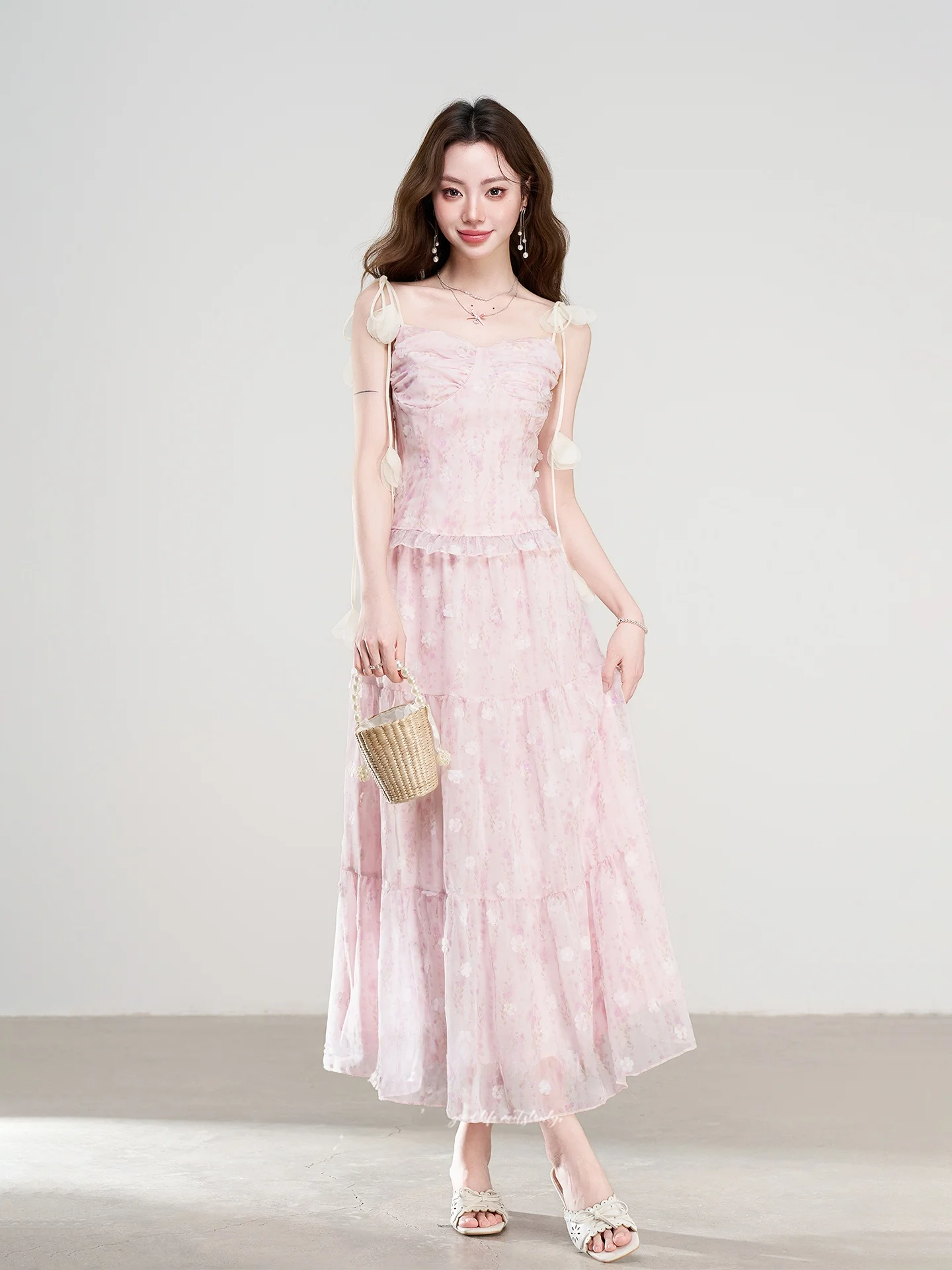 

Unique Beautiful Waist-Cut Halter Top And Skirt Set Summer New Style Women's Fashion Two-Piece Suit Floral Pattern Casual Wear