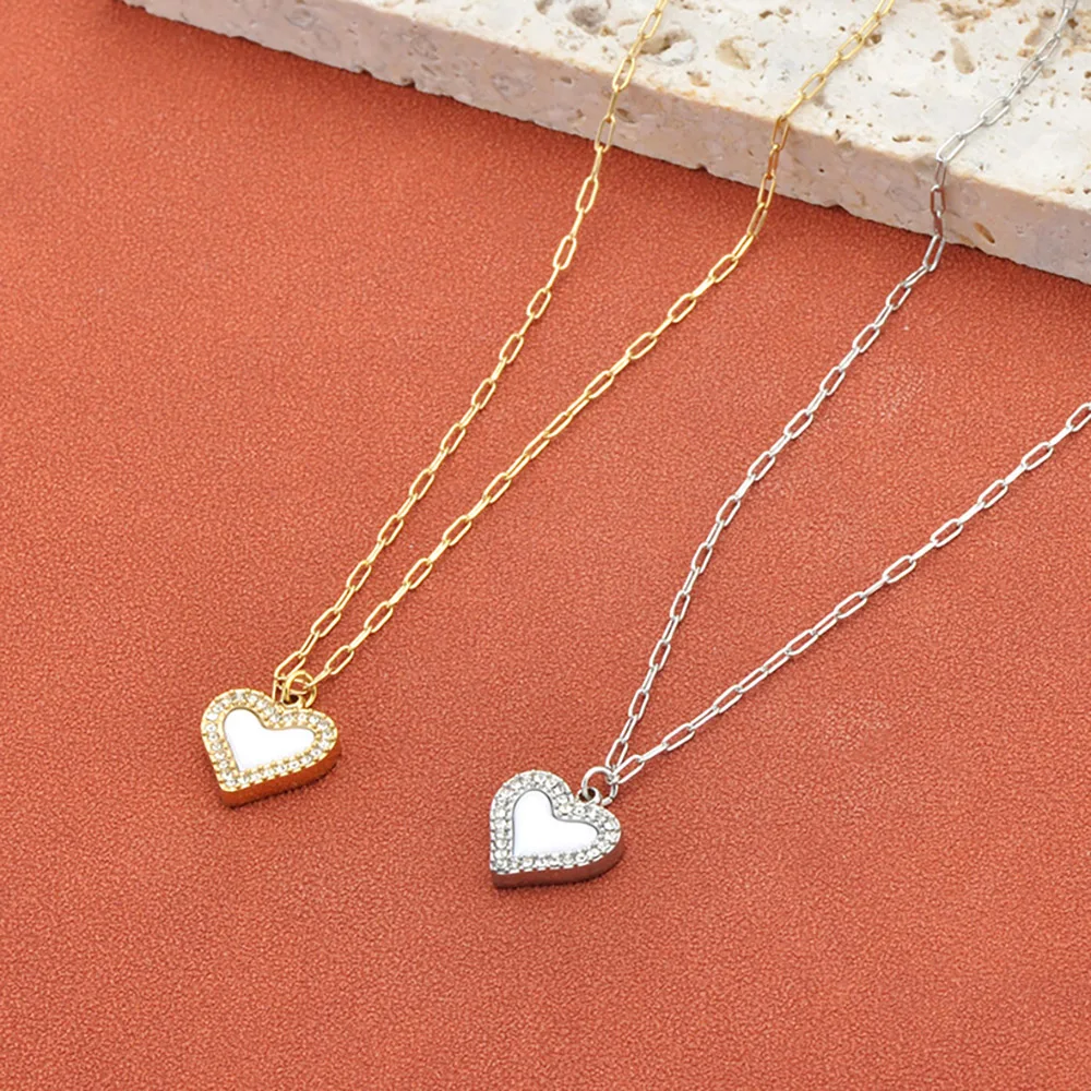 Lokaer Goldfarbene glänzende Strass-Muschel-Herz-Anhänger-Halskette für Frauen, Schlüsselbein-Halsband, modisches Geburtstagsschmuck-Geschenk N26007