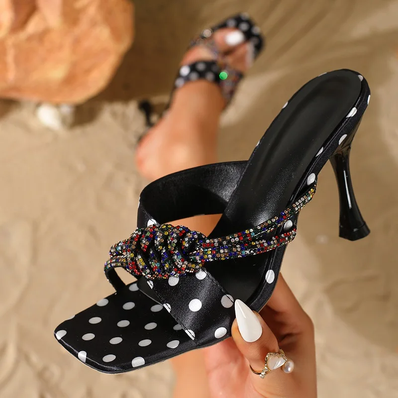 

Новые женские шлепанцы Eilyken с кристаллами и принтом в горошек, с открытым носком, на тонком высоком каблуке, для вечеринок, летние модные туфли-слайды