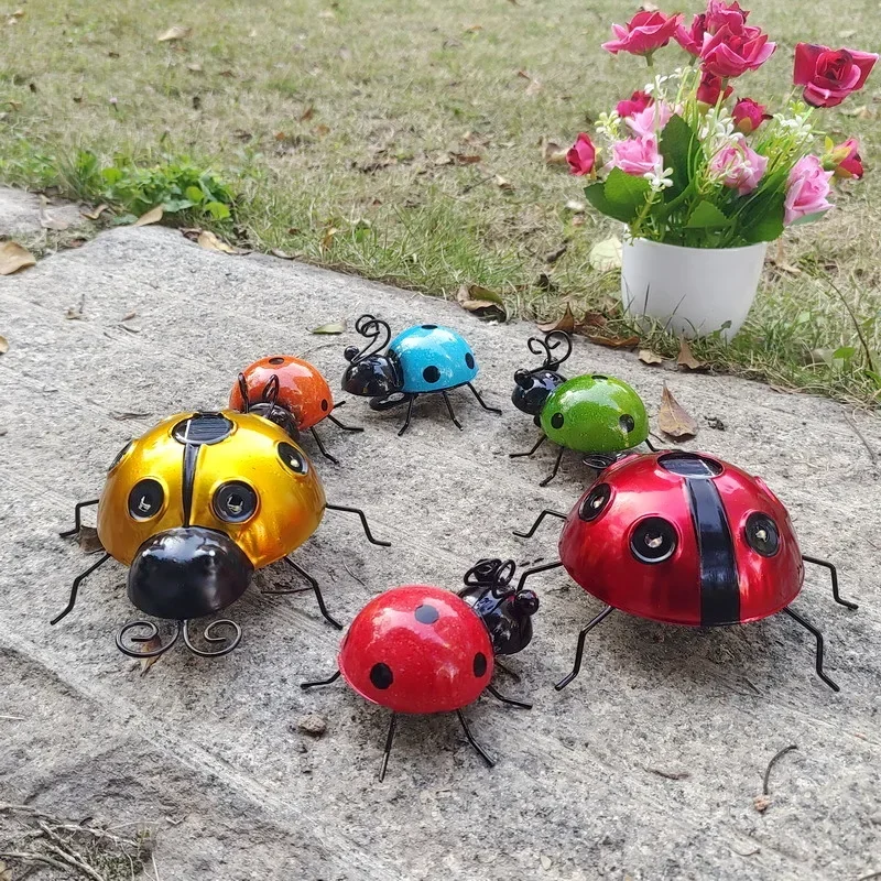 Outdoor decoration, seven-star ladybugs, wrought iron ornaments, beetle toys, playground gardens, lawn gardens, children's toys