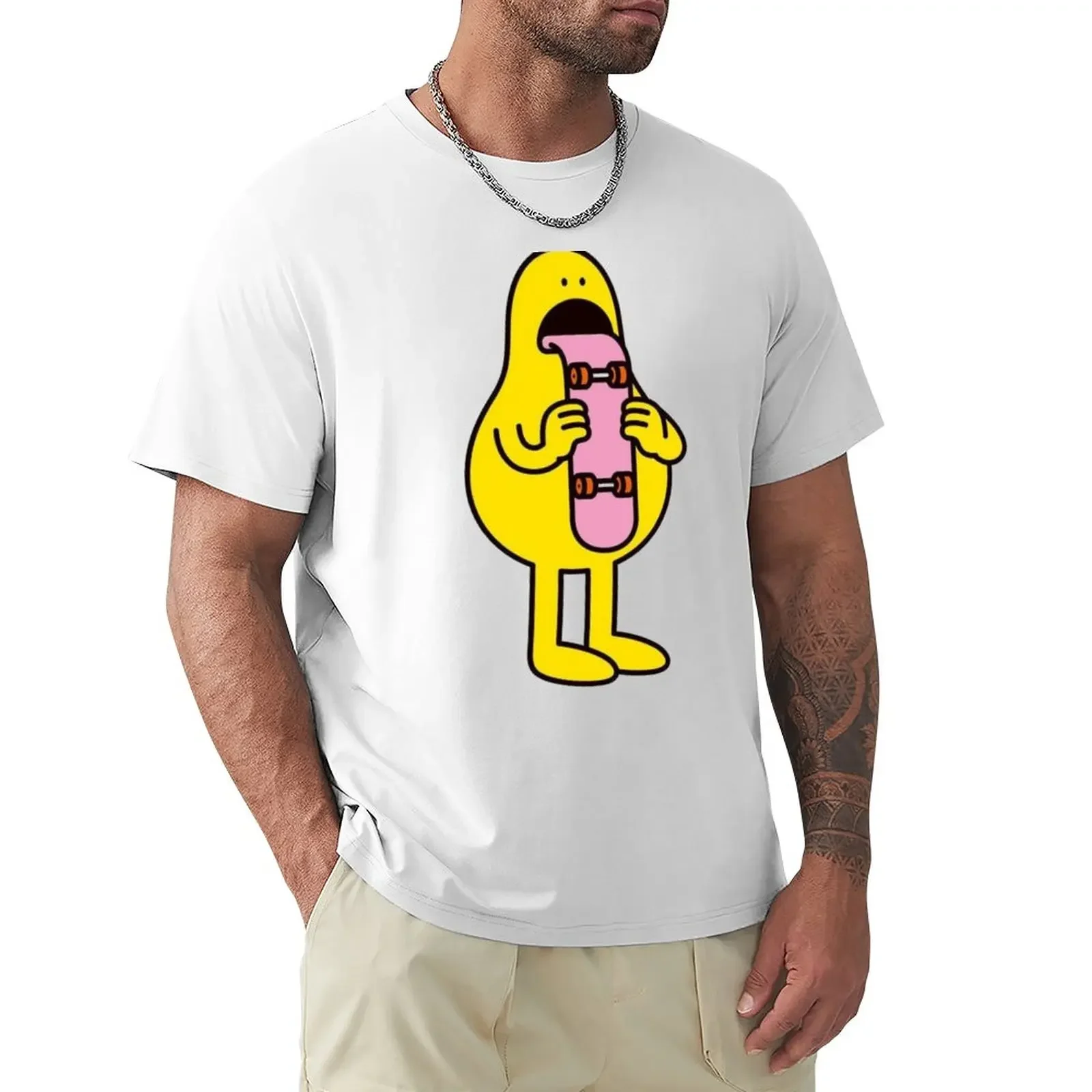 

Yellow guy with skateboard tongue T-Shirt Blouse Short sleeve tee men t shirts