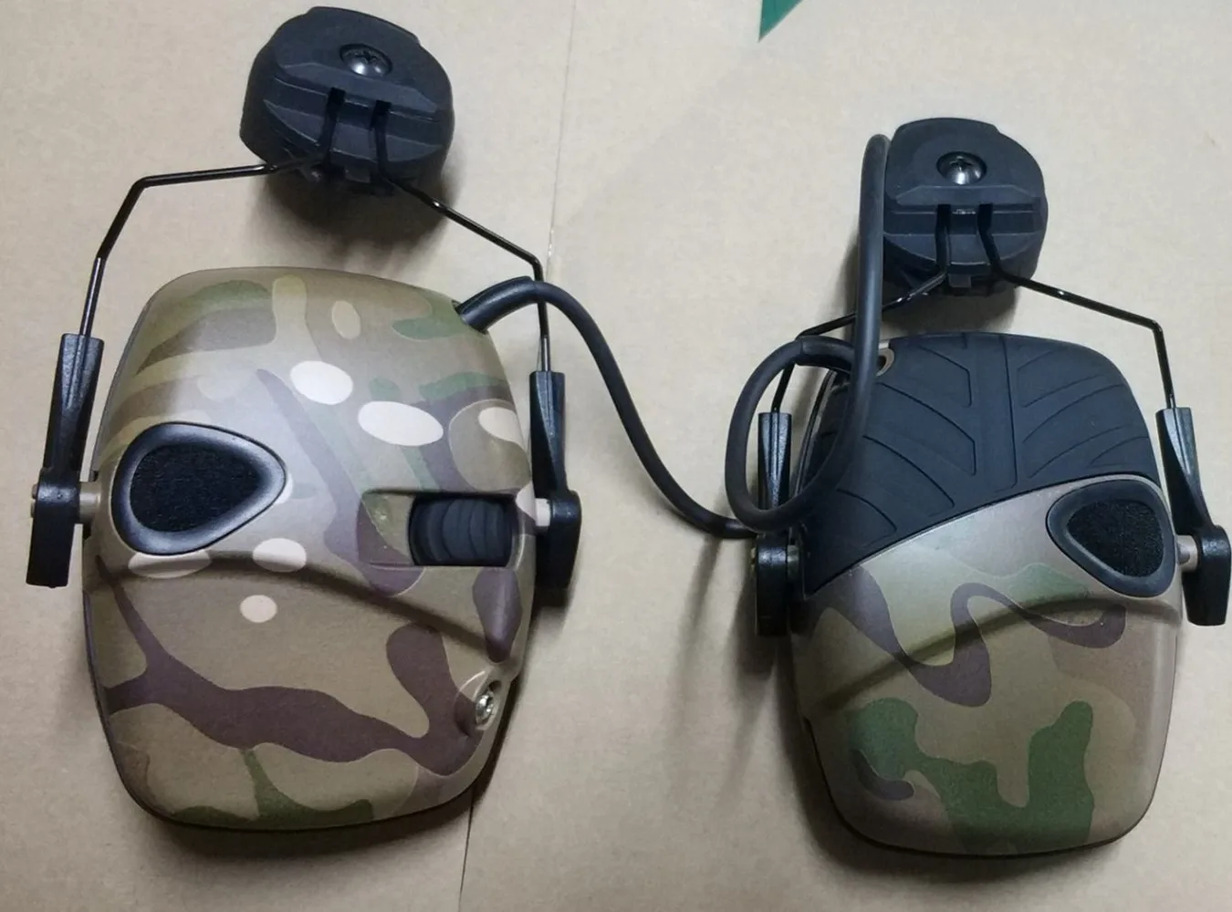 

Electronic Shooting Earmuffs ARC Helmet Bracket Version Noise Reduction Tactical Headset Hearing Protection Hunting Headphone