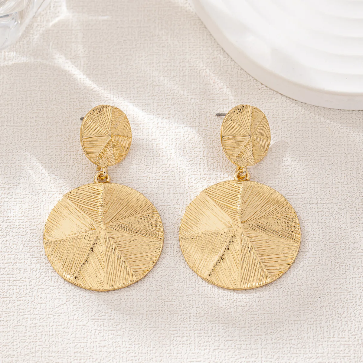 Earrings For Women Exaggerated Brushed Three-dimensional Retro Alloy Ear Accessories Holiday Party Gift Fashion Jewelry CE189