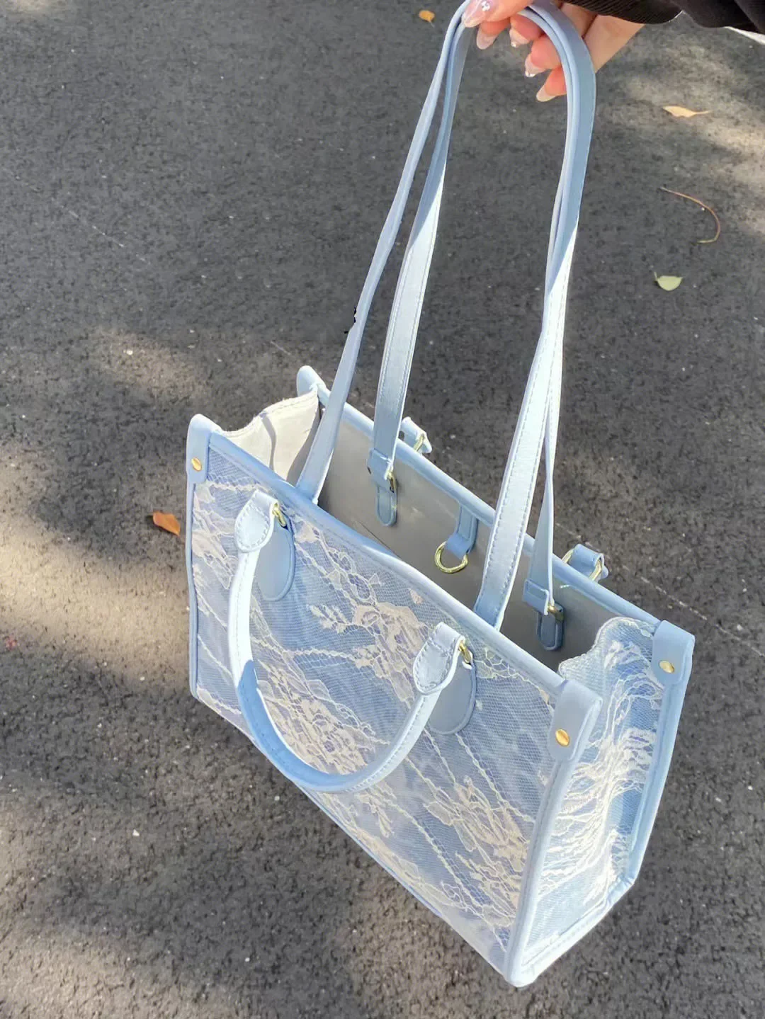 Sacola de grande capacidade para mulheres, bordado de renda personalizado, bolsa de cores contrastantes, bolsas de ombro da moda azul, rua alta, 2024