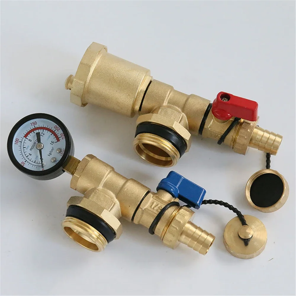 Lock the manual drain of the end of the water distributor with a pressure gauge brass tee tail piece