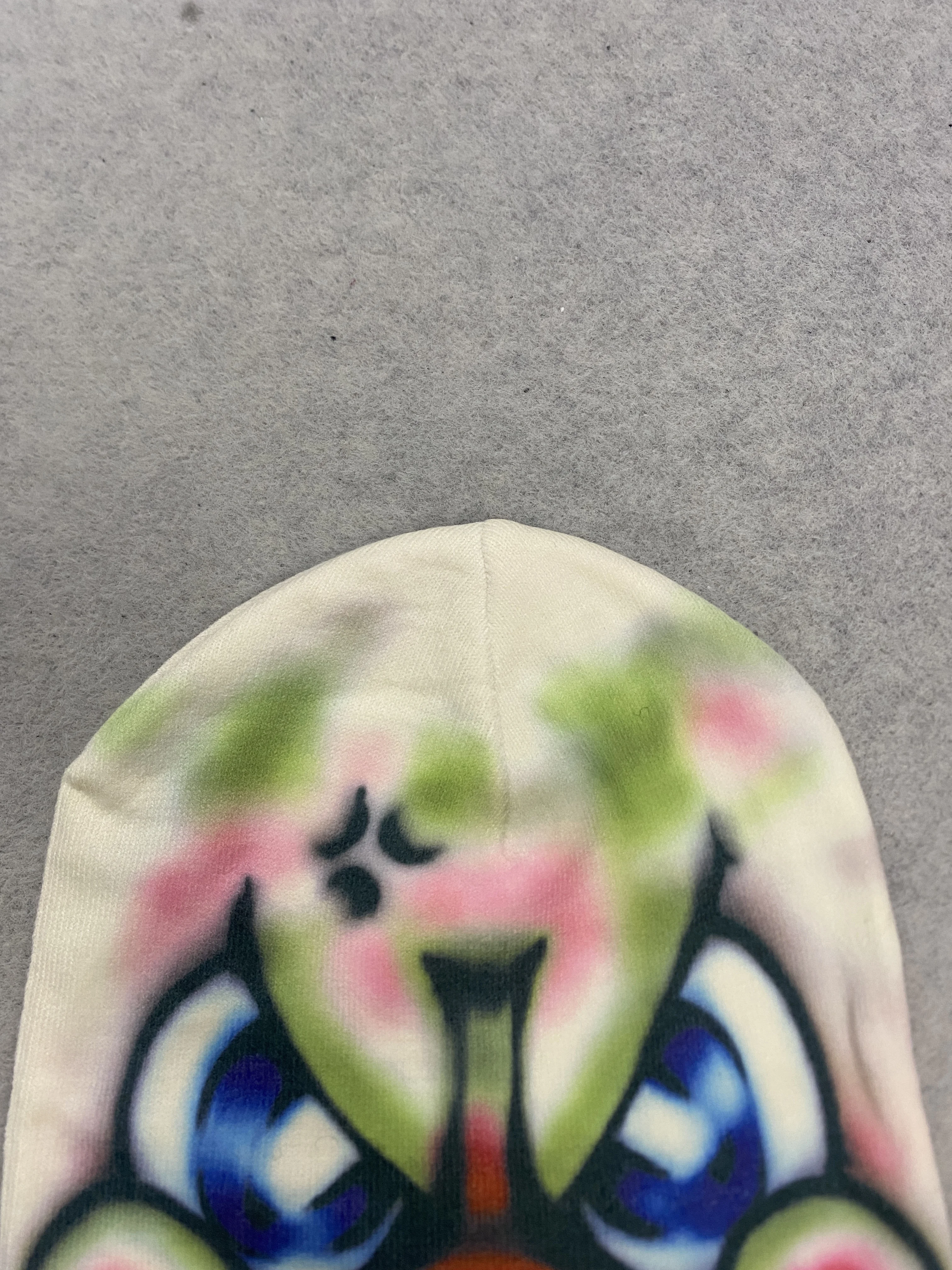 Graffiti Cartoon Clown Face Print Off White Knit Beanie Street Personality Pullover Hat