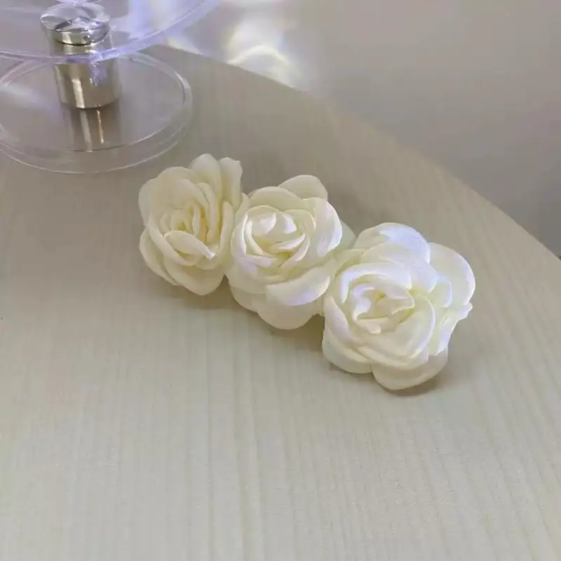 1 Stück weiße Rosenblüten-Haarspangen für Frauen, elegante Organza-Satin-Haarspangen, Braut-Haarschmuck für Hochzeit, Party – Detail 12