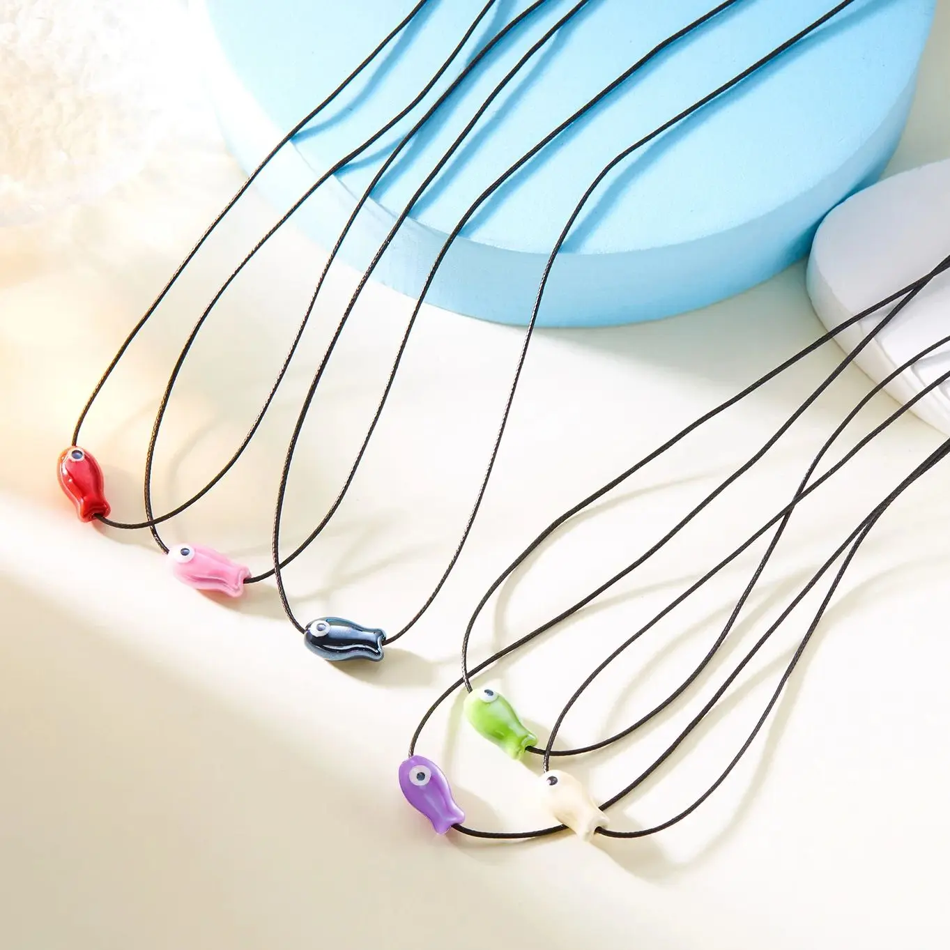 

Colorful Ceramic Fish Necklace for Women Men Minimalist Romantic Small Fish Rope Braided Necklace Sweet Party Jewelry Gifts