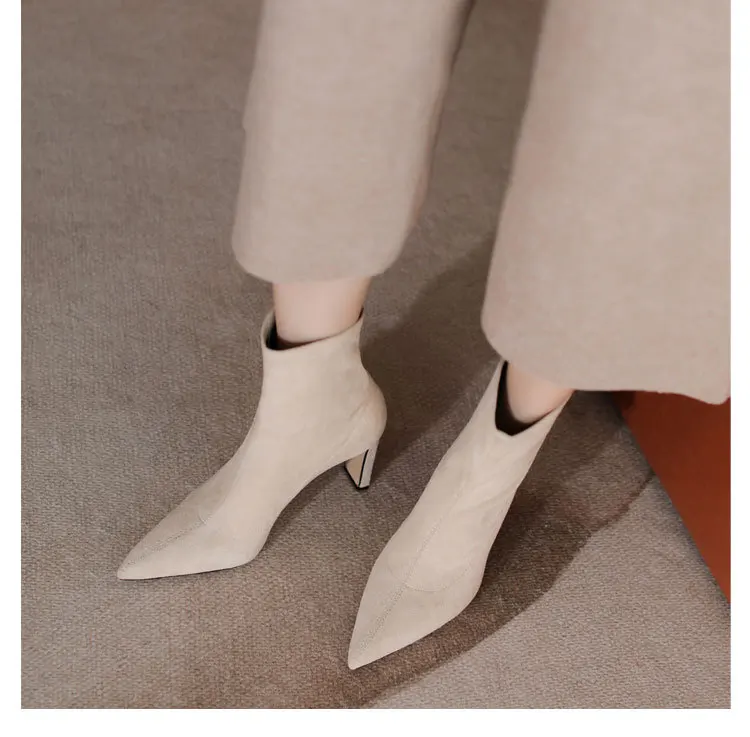 2024 New High Heel Elastic Boots Suede Short Boots Women\'s Pointed High Heels Thick Heeled Short Boots Versatile