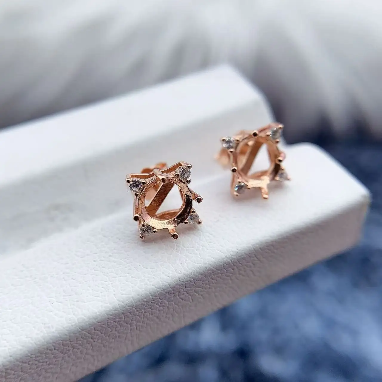 MeiBaPJ Inlay 3/4/5/6mm Round Stone Womens Earrings Settings S925 Sterling Silver Zircon Classic Jewelry Free delivery Wholesale