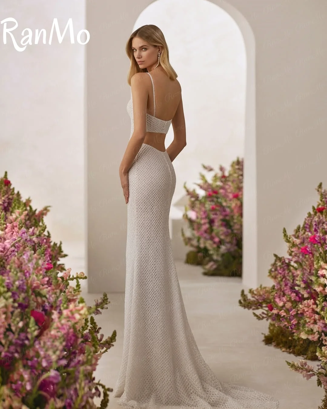 Ranmo ใหม่ 2025 ชุดเดรสเมอร์เมดสีขาวสปาเก็ตตี้สายคล้องคอลูกไม้ Gowns แต่งงานหรูหรา Boho ชุดเจ้าสาวที่กําหนดเอง
