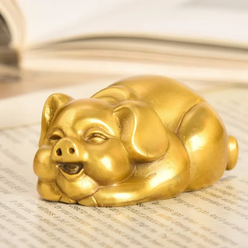 Mini Sakyamuni Buddha Brass Sculpture Desk Ornaments Golden Tea Decorated with Copper Pig Pet Crafts