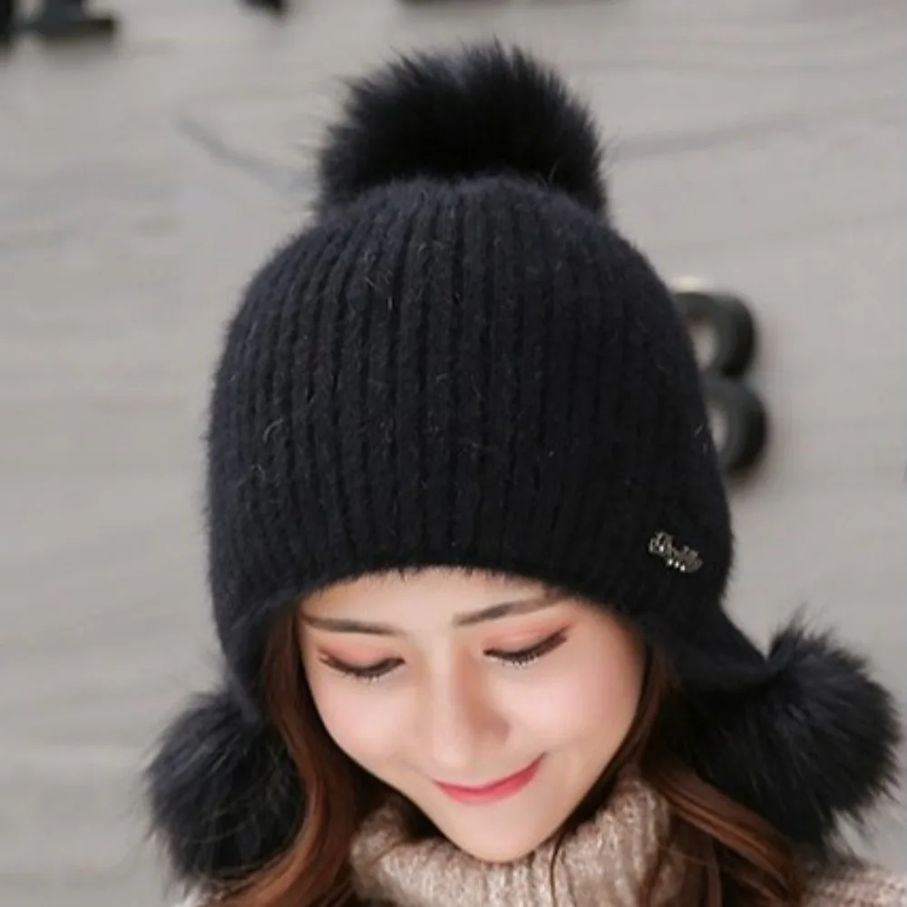 

Thickened Warm Knitted Hat Ear Protection Comfortable Fur Pompom Beanies Hat Solid Color Breathable Pullover Hat