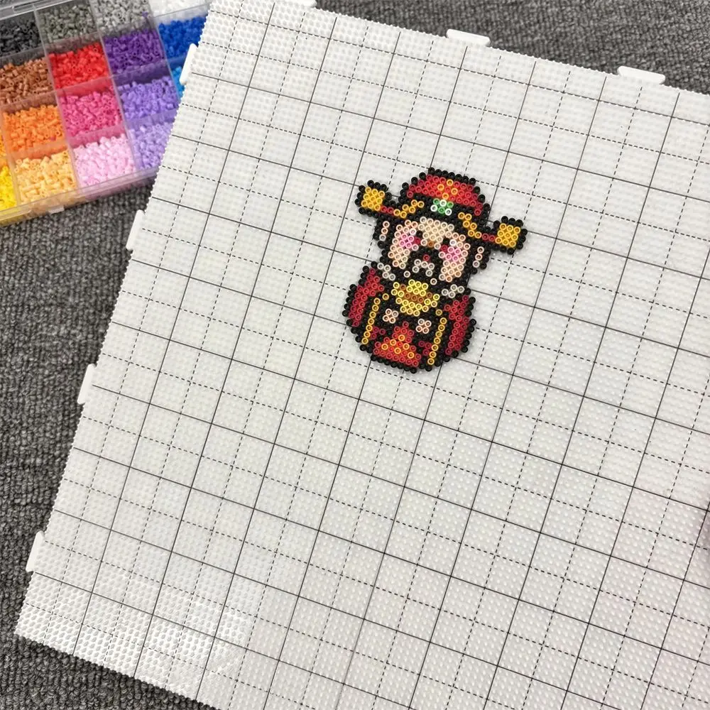 104x104 Nadel-Perlenbrett 2,6mm Perlen DIY Hama Perlenbrett Quadratisch Hitzebeständiges Perler-Perlenbrett Lernspielzeug
