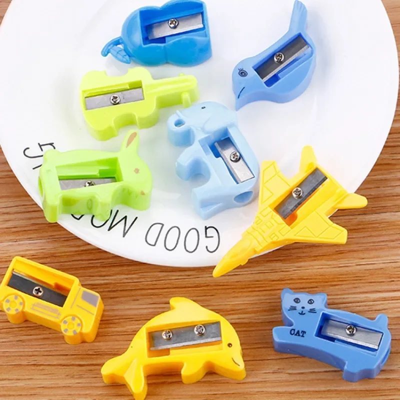 10Pcs Cartoon Cute Animal Plastic Pencil Sharpener Kawaii Cat Duck Pencil Cutter Tool Office Stationery for Student School Gift