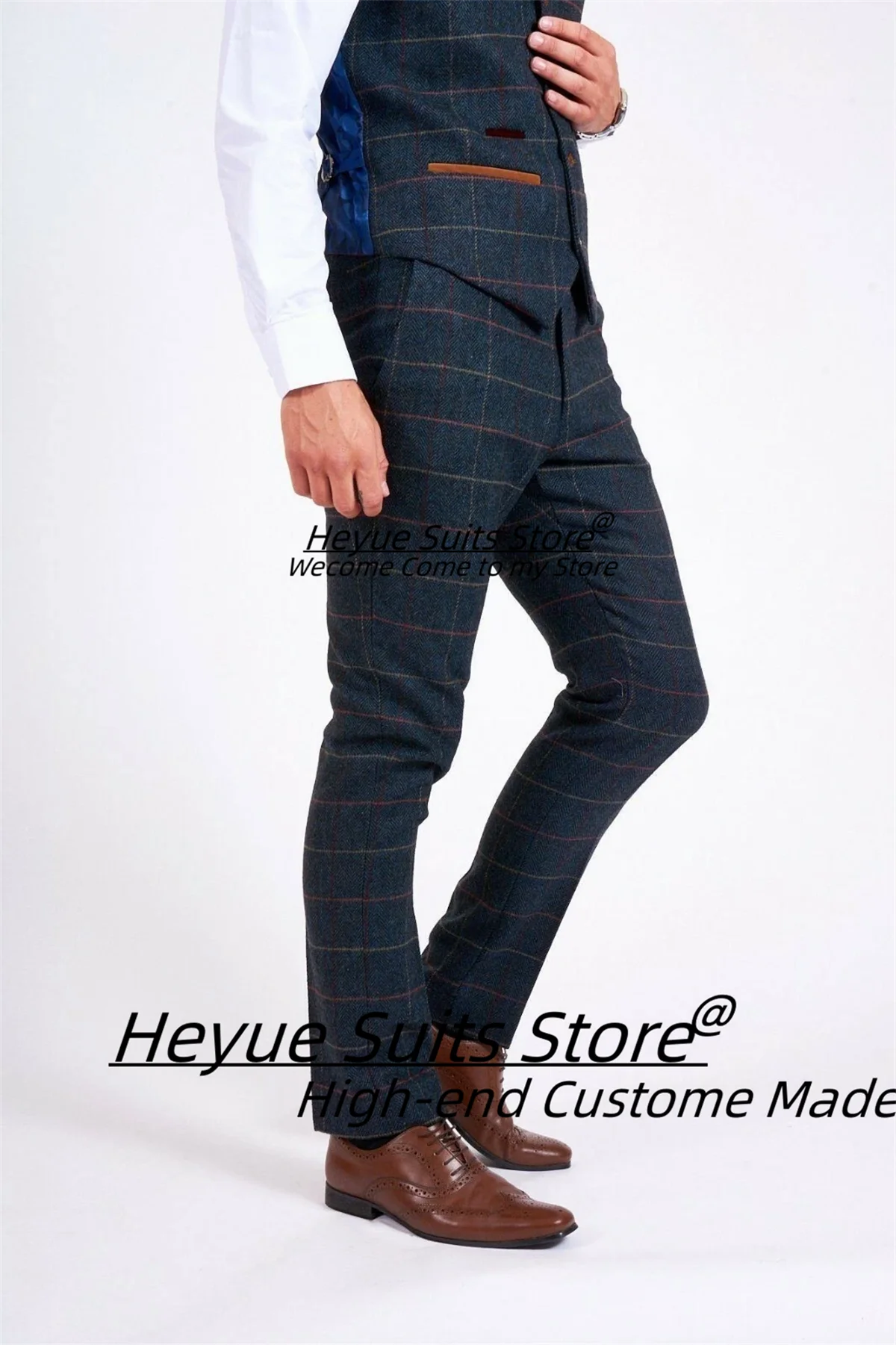 Maßgeschneiderte karierte Herrenanzüge im Winterstil, maßgeschneidert, schmale Passform, gekerbtes Revers, Bräutigam, Hochzeit, Smoking, 3-teiliges Set, männliche Abschlussball-Blazer