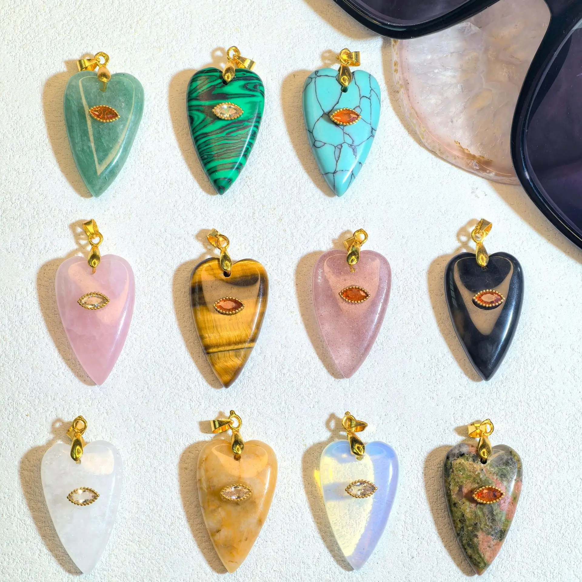 Colgante de piedra Natural en forma de corazón romántico para mujer, colgante de piedra de ópalo de Aventurina verde, joyería, regalo de Navidad, 1 ud.