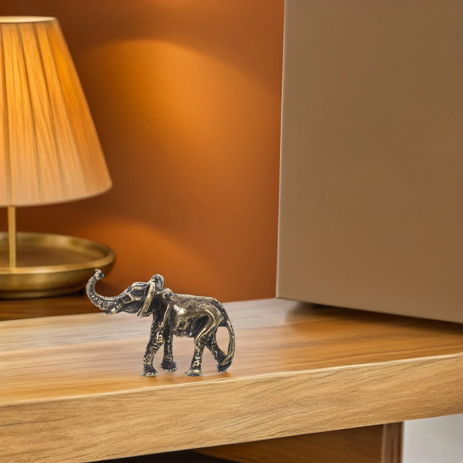 

2pcs Elephant Statue Vintage Miniature Sculpture Home Decor Living Room Bedroom Table Centerpiece Mascot Gift Mini Brass