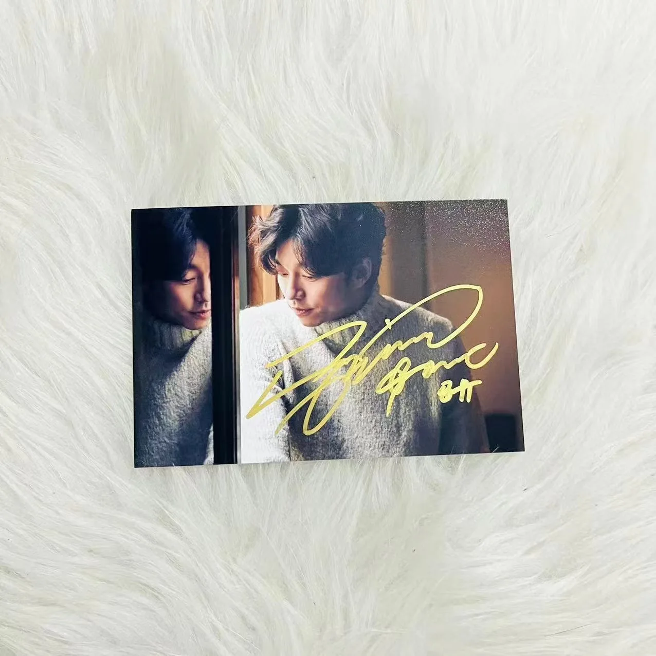 Yoo Gong Signature Photo Hand Signed Photo Fans Collection Gift