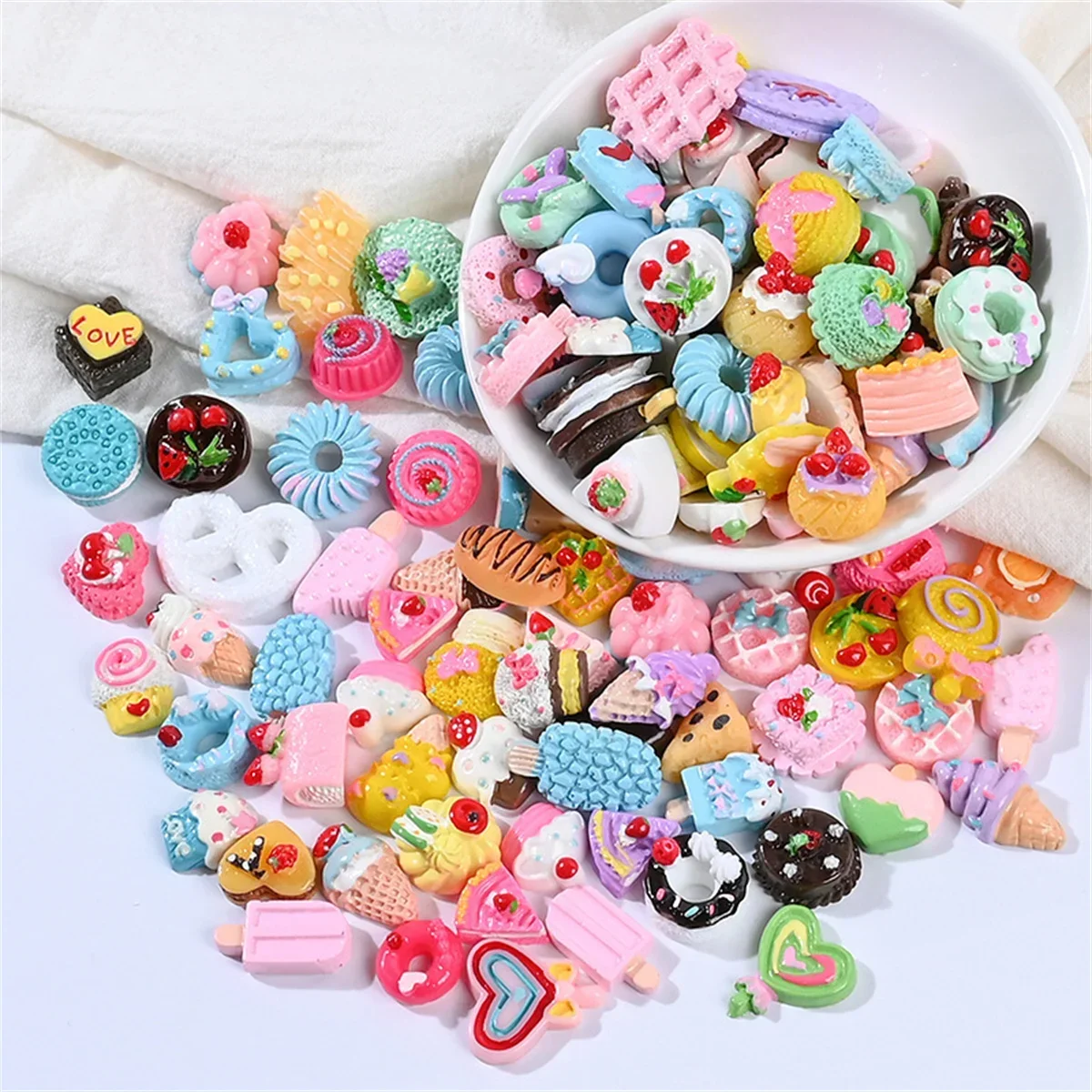 SW03 FuDai 10Pcs Color Series Mini Simulation Resin Candy Accessories Donut Bread Miniature Cake Accessories Cake Kitchen Gift