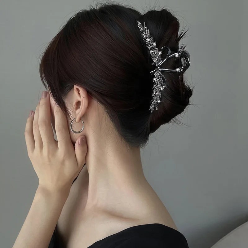 Fermaglio per capelli con orecchio di grano in lega Pistola alla moda da donna Nero sul retro della testa Capelli a spirale Accessori per fermagli per capelli Lolita Puntelli per giochi di ruolo