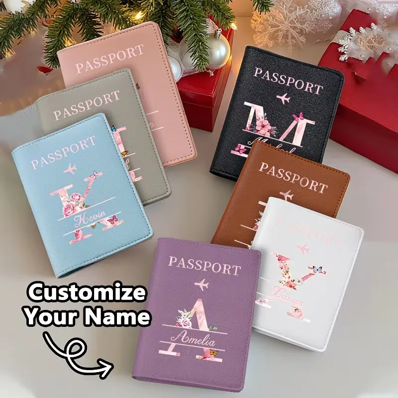 Porte-passeport personnalisé avec nom personnalisable - capable d'imprimer des noms jusqu'à 26 lettres. Accessoire de voyage pliable et élégant