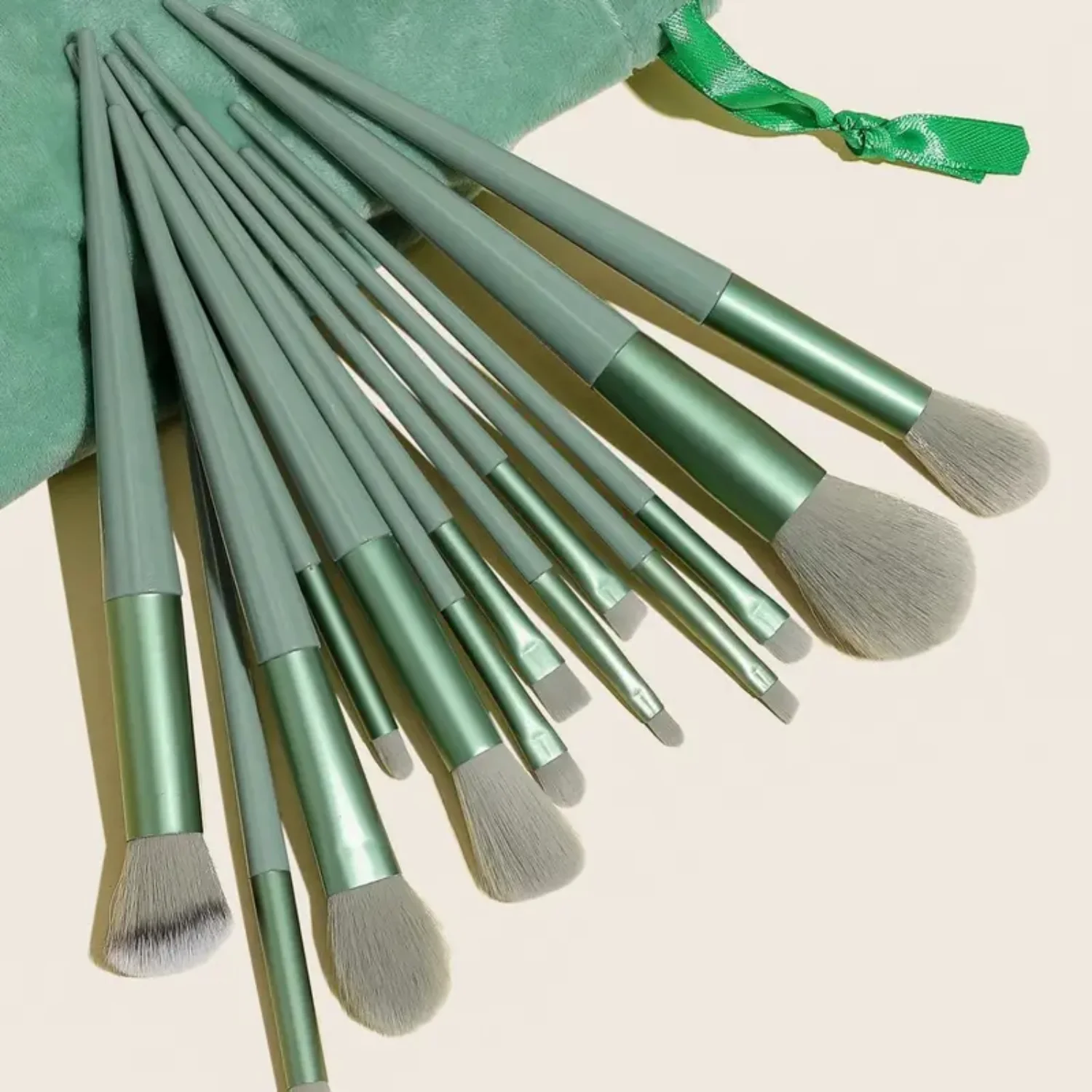 

13-Piece Makeup Brush Set+Bonus Storage Bag - Easy Organization